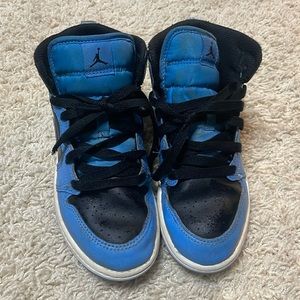 Air Jordan kids size 2.5